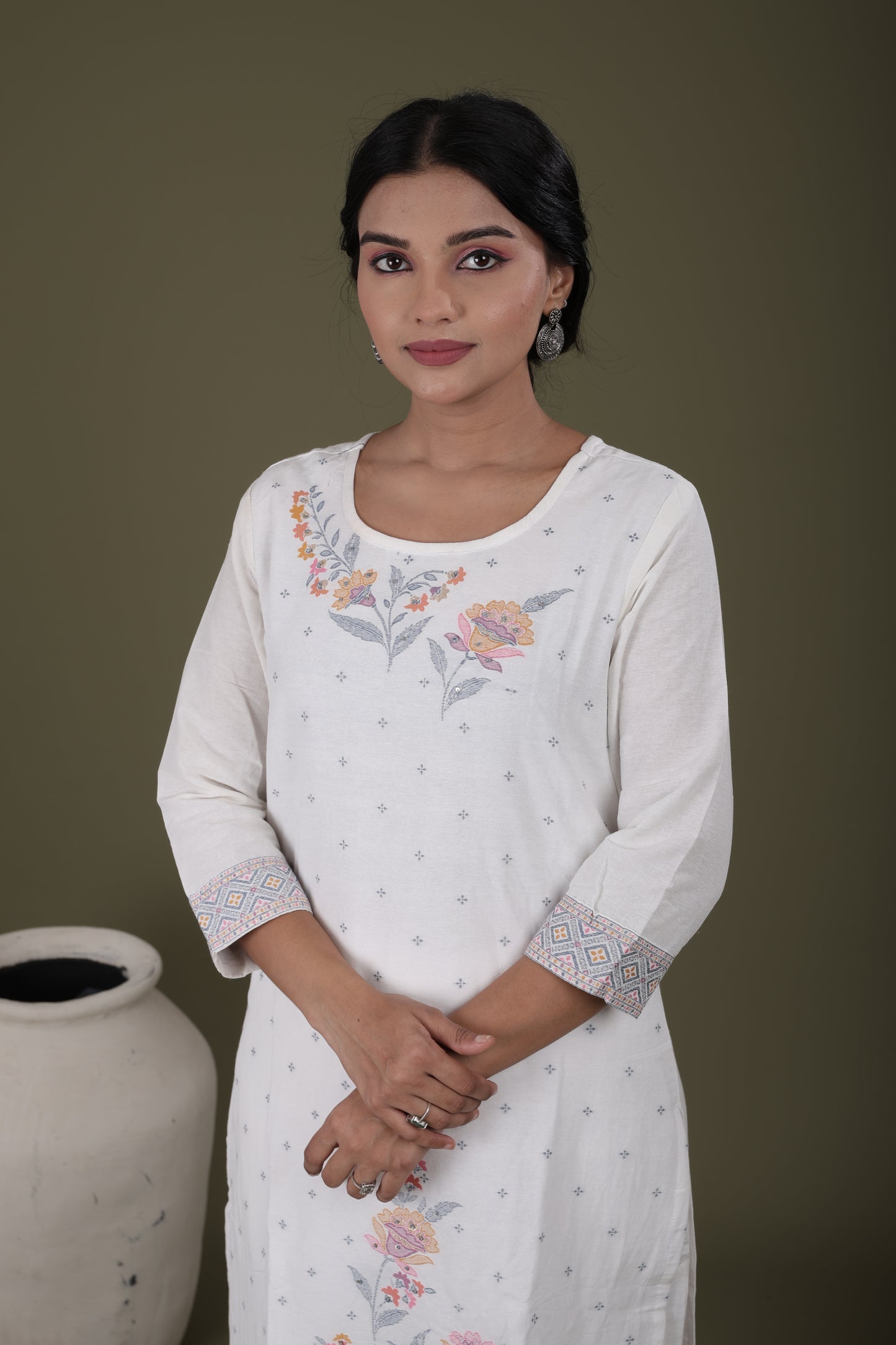 Women’s Pure Mal Cotton Kurti with Color Jacquard, Dupatta with Jacquard Border & Pant