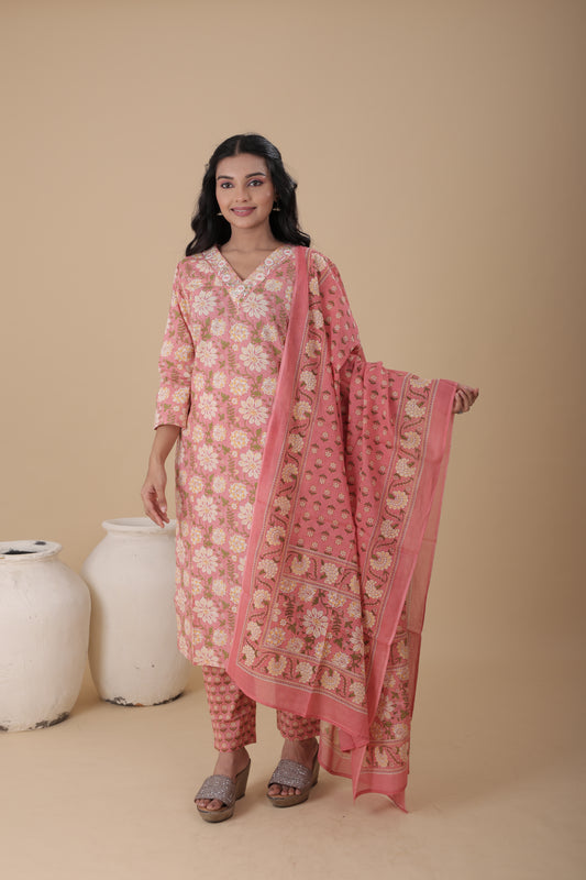 Daily Wear Cotton Kurti Set | 60x60 Cotton Kurti with Box Print Dupatta & Pocket Pants